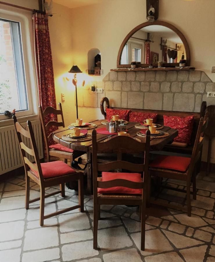 Domizil Hotel Dueren "Kastanienhof" מראה חיצוני תמונה